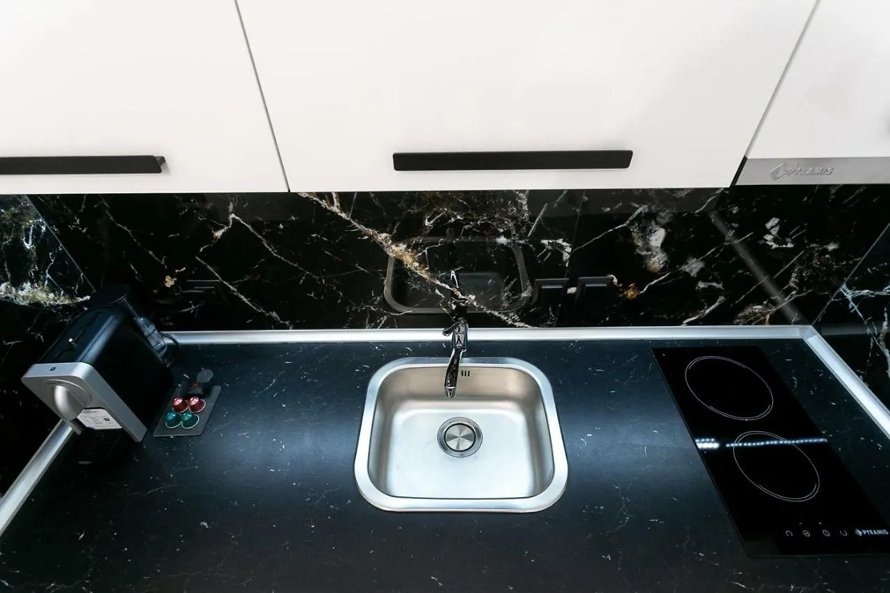 Marble Suite 40Sqm Center Ac 2Smarttv Netflix Apartamento